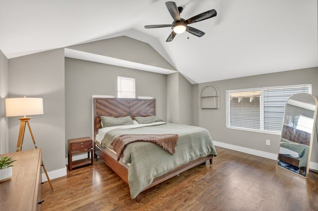 927B Thomas Ave, Nashville, TN 37216