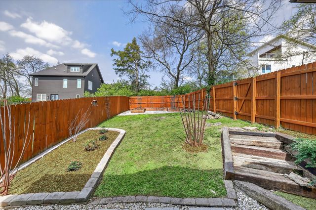 927B Thomas Ave, Nashville, TN 37216