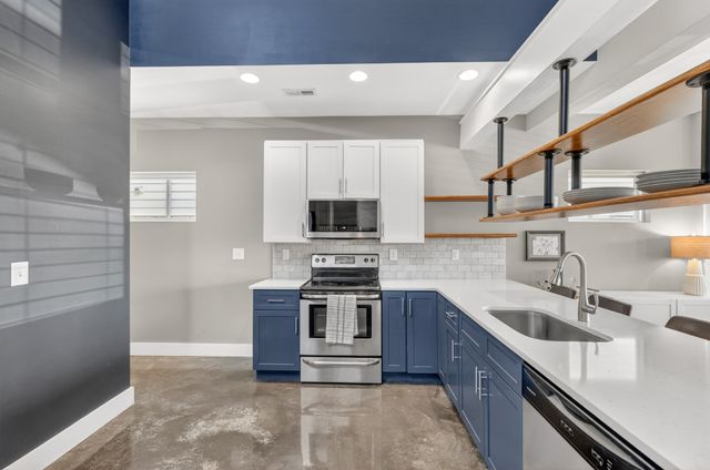 927B Thomas Ave, Nashville, TN 37216