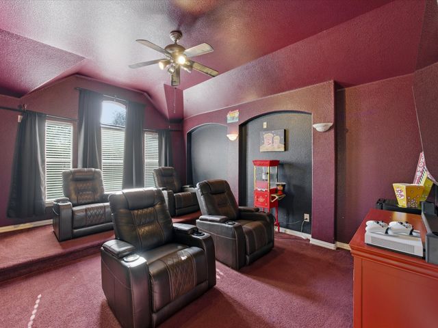 933 Oatlands Place, Burleson, TX 76028