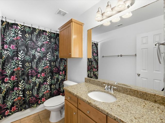 933 Oatlands Place, Burleson, TX 76028