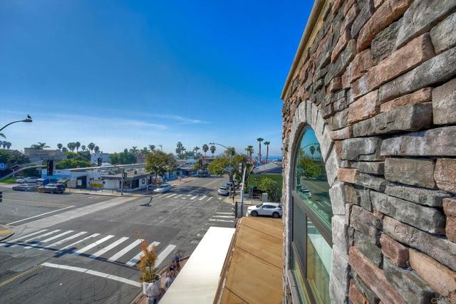 7509 Draper Ave, La Jolla, CA 92037