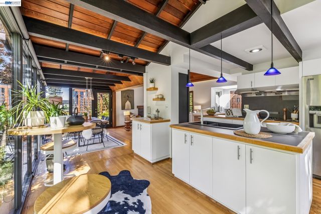 1166 CRAGMONT AVENUE, Berkeley, CA 94708