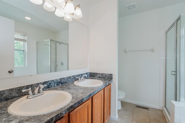 3423 Trentshire Drive, Canal Winchester, OH 43110