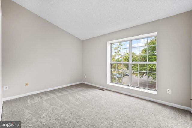 13562 HIGHLAND MEWS CT, Herndon, VA 20171