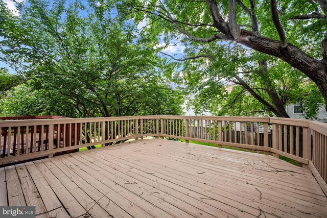 13562 HIGHLAND MEWS CT, Herndon, VA 20171