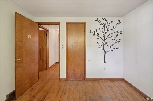 22 Apricot Ln, Clay, NY 13090