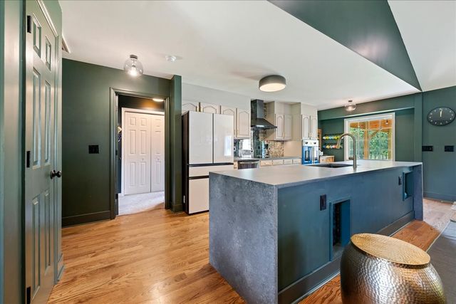 3011 Tyree Springs Rd, Hendersonville, TN 37075