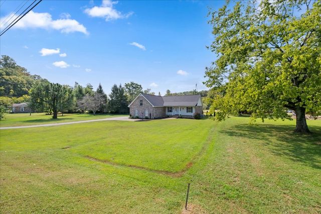 3011 Tyree Springs Rd, Hendersonville, TN 37075