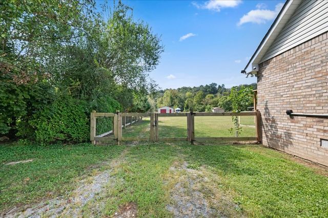 3011 Tyree Springs Rd, Hendersonville, TN 37075