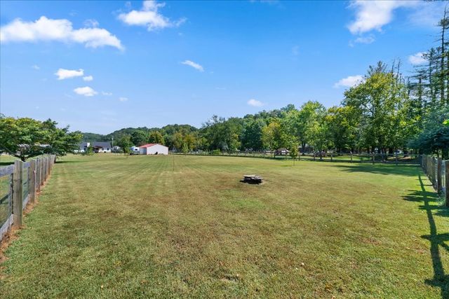 3011 Tyree Springs Rd, Hendersonville, TN 37075