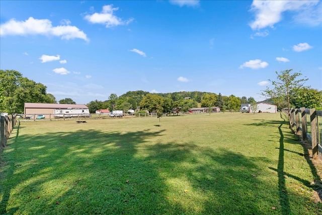 3011 Tyree Springs Rd, Hendersonville, TN 37075