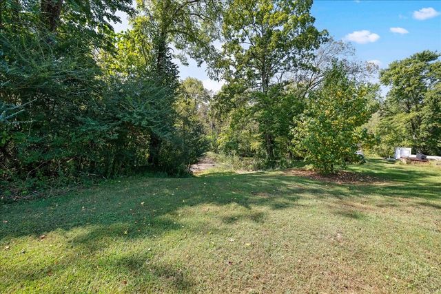 3011 Tyree Springs Rd, Hendersonville, TN 37075