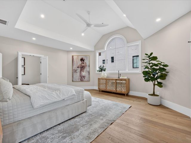 2808 Quenby Avenue, West University Place, TX 77005