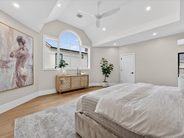 2808 Quenby Avenue, West University Place, TX 77005