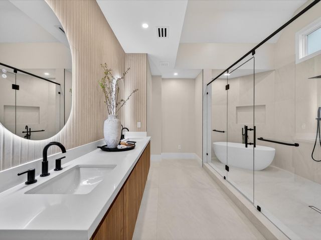 2808 Quenby Avenue, West University Place, TX 77005