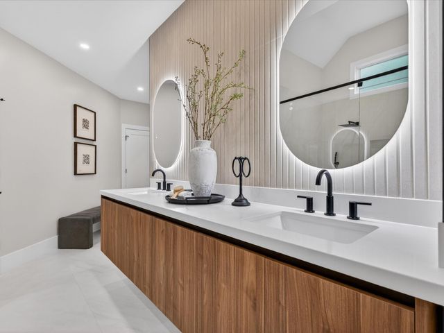 2808 Quenby Avenue, West University Place, TX 77005