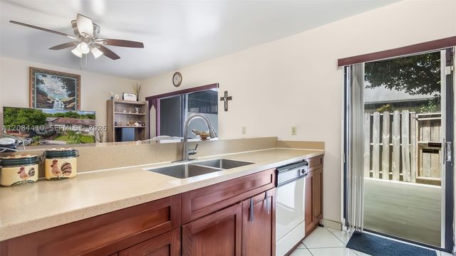 3616 SW 68th Ln 4-D, Miramar, FL 33023