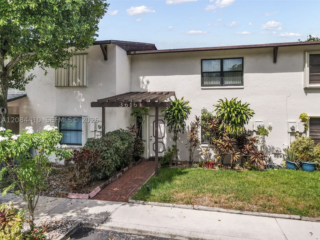 3616 SW 68th Ln 4-D, Miramar, FL 33023