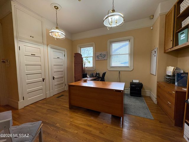 406 S 4th Avenue, Tucson, AZ 85701