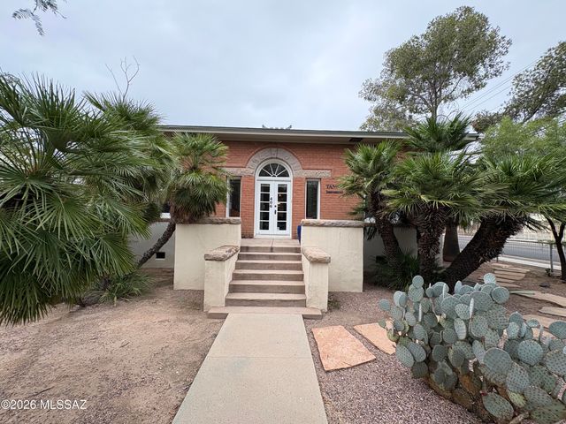 406 S 4th Avenue, Tucson, AZ 85701