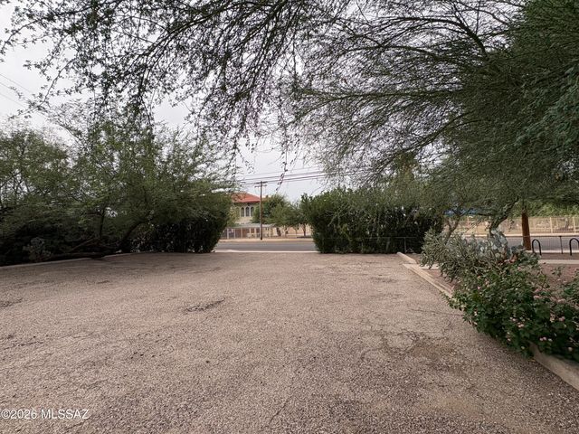 406 S 4th Avenue, Tucson, AZ 85701