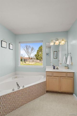 1086 Schumacher Road, Unincorporated, MO 63026