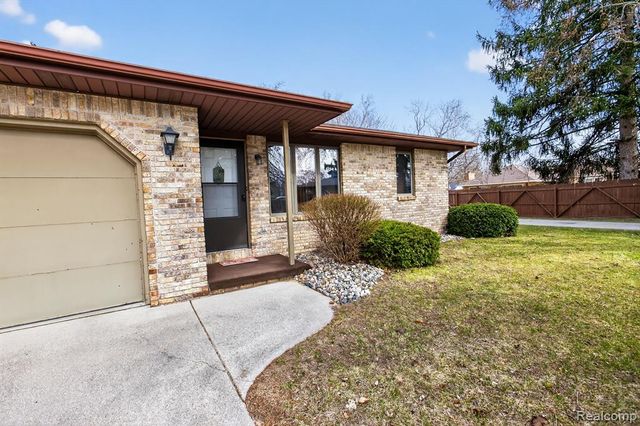 600 Thomas Street, Hemlock, MI 48626
