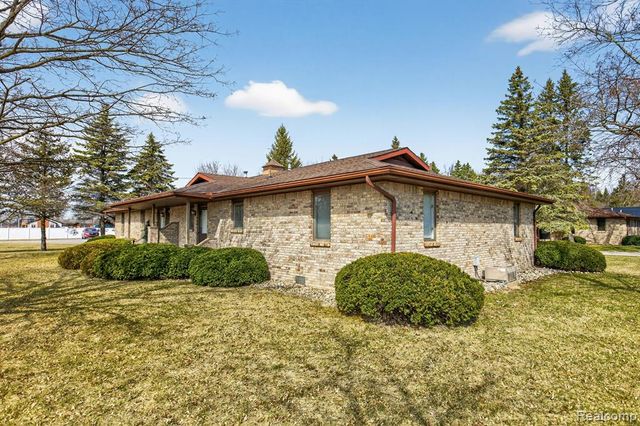 600 Thomas Street, Hemlock, MI 48626