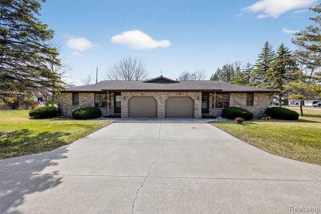 600 Thomas Street, Hemlock, MI 48626