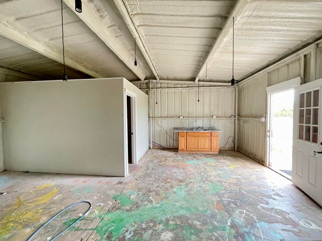 2253 E Valley Drive, San Angelo, TX 76905