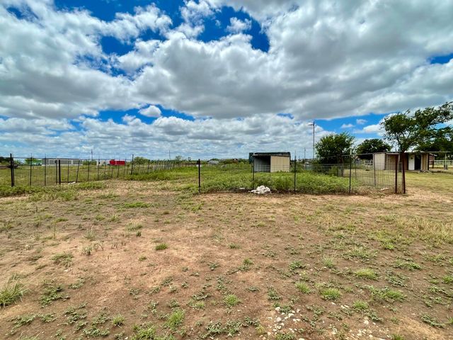 2253 E Valley Drive, San Angelo, TX 76905