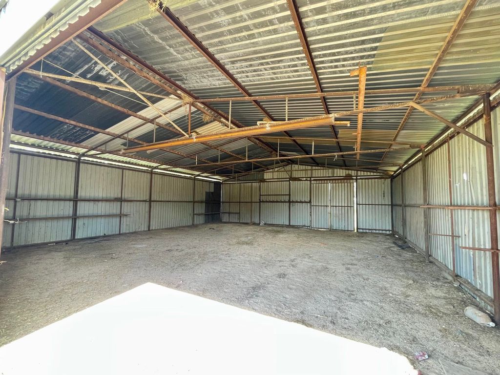 Image 14 of property listing at 2253 E Valley Drive, San Angelo, TX 76905