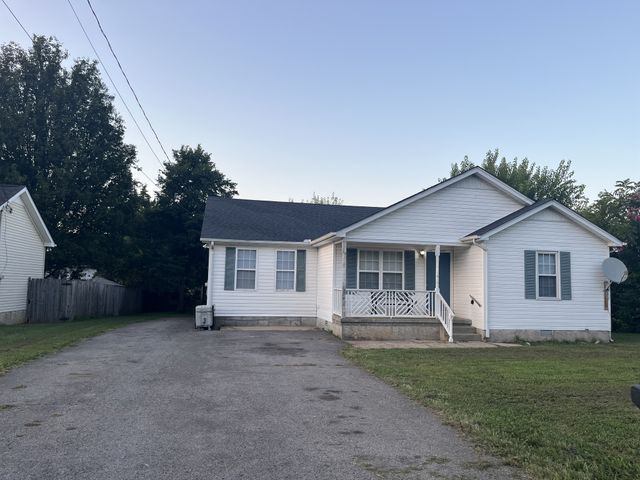 2047 Horncastle Dr, Murfreesboro, TN 37130