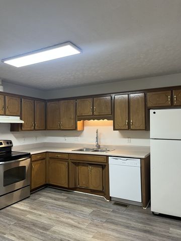 2047 Horncastle Dr, Murfreesboro, TN 37130