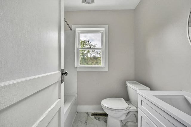 17500 Franklin ST, Ferrum, VA 24088