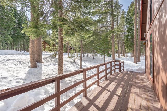 15310 Northwoods Boulevard, Truckee, CA 96161