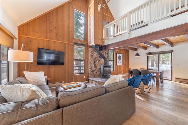 15310 Northwoods Boulevard, Truckee, CA 96161