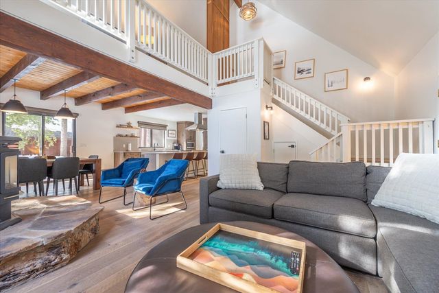 15310 Northwoods Boulevard, Truckee, CA 96161