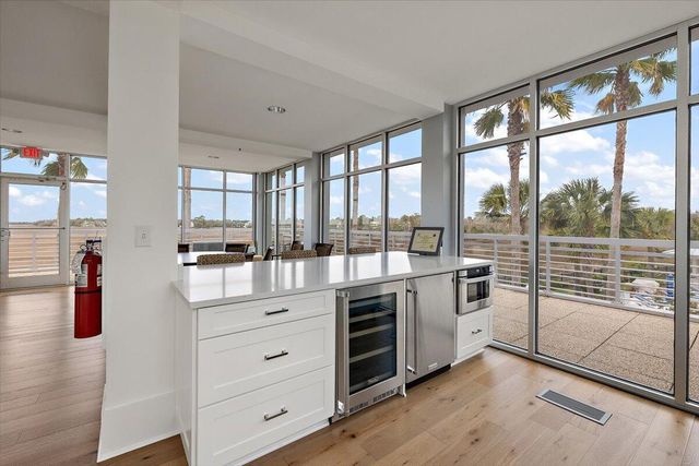 252 Cooper River Drive, Mount Pleasant, SC 29464