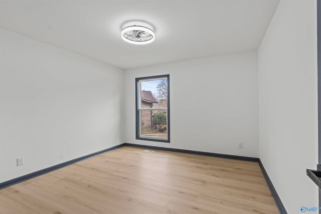 10001 SE Greenview Drive SE, Huntsville, AL 35803