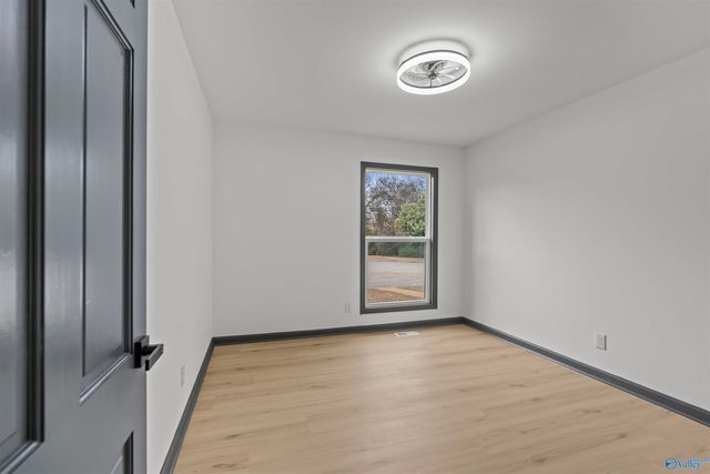 10001 SE Greenview Drive SE, Huntsville, AL 35803