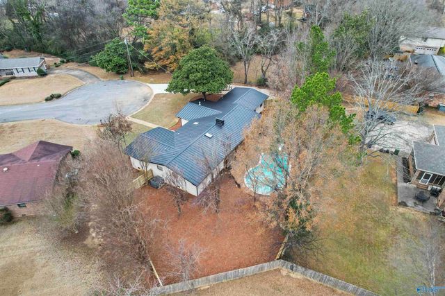 10001 SE Greenview Drive SE, Huntsville, AL 35803