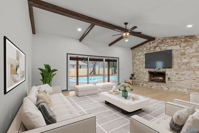 10001 SE Greenview Drive SE, Huntsville, AL 35803