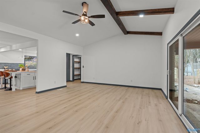 10001 SE Greenview Drive SE, Huntsville, AL 35803