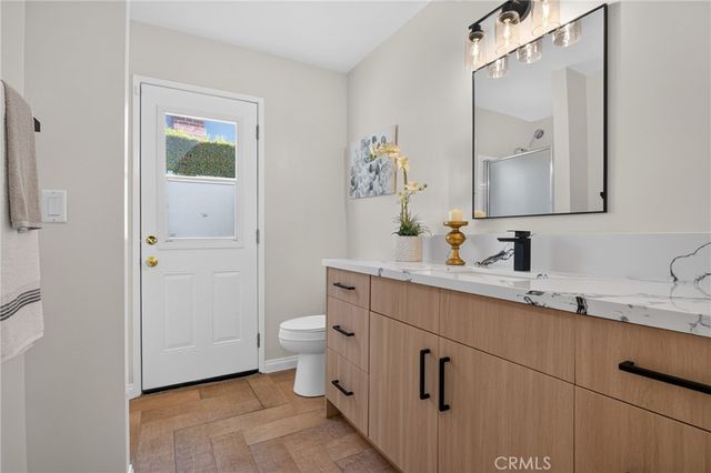 18593 Asuncion Street, Porter Ranch, CA 91326