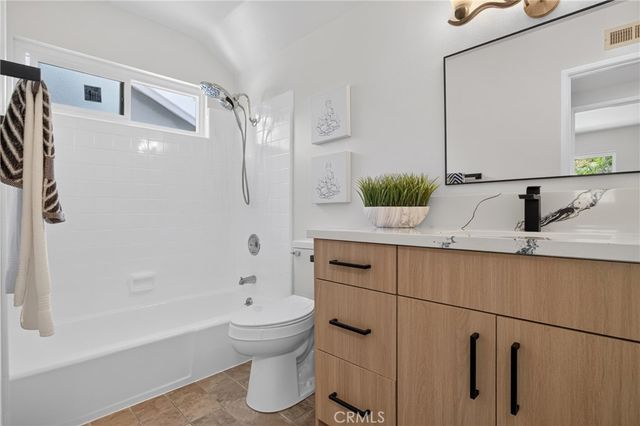 18593 Asuncion Street, Porter Ranch, CA 91326