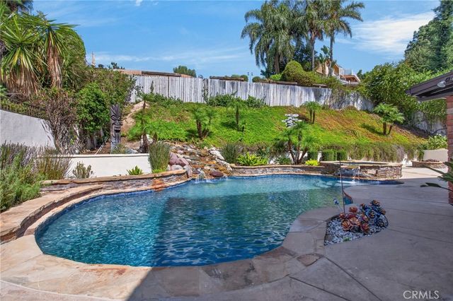 18593 Asuncion Street, Porter Ranch, CA 91326