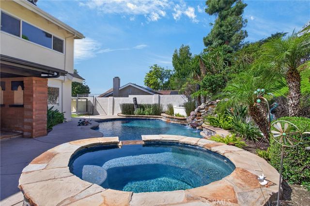 18593 Asuncion Street, Porter Ranch, CA 91326