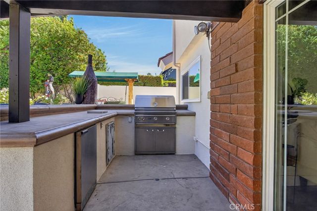 18593 Asuncion Street, Porter Ranch, CA 91326